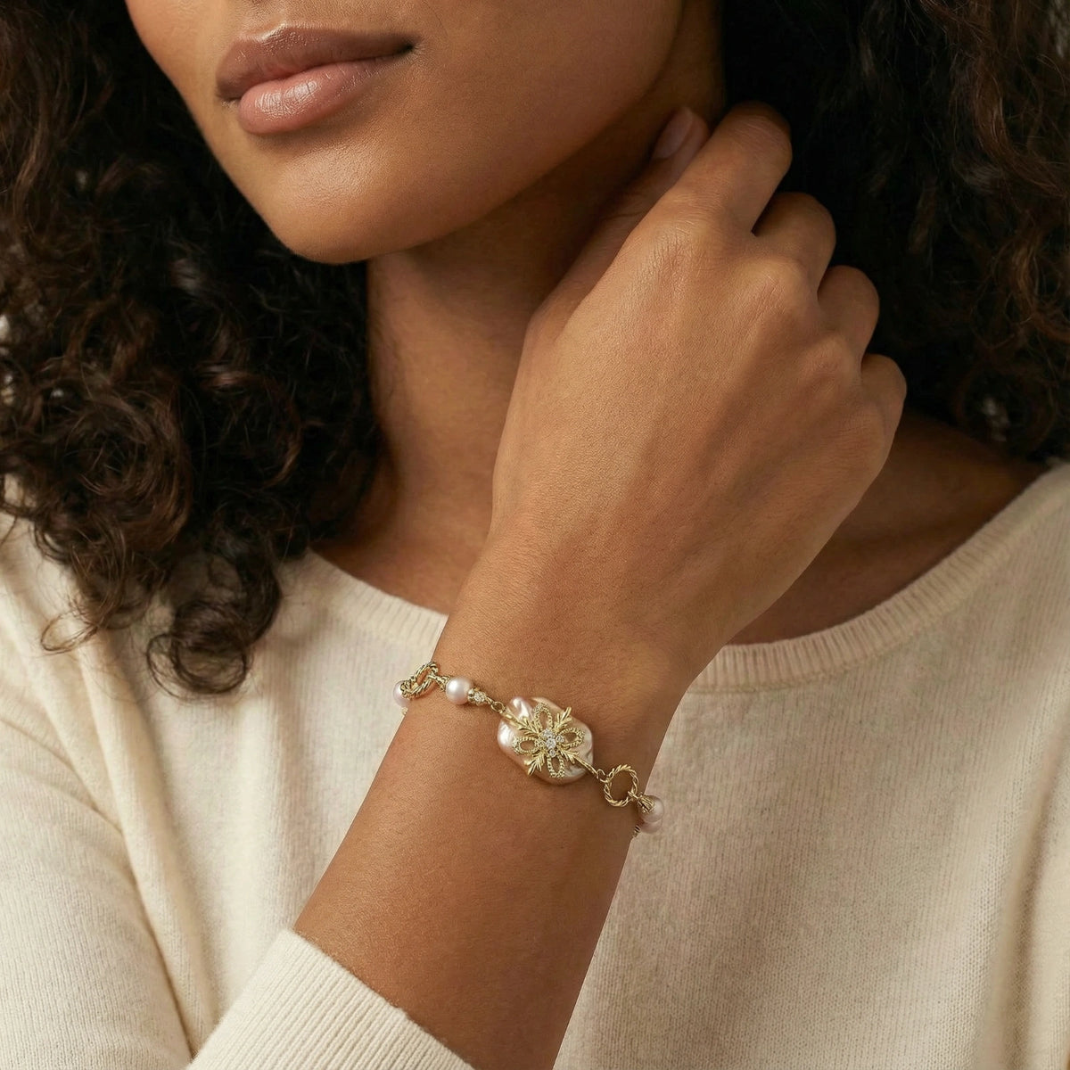 Baroque Pearl Bloom Bracelet | Dopamine Alley