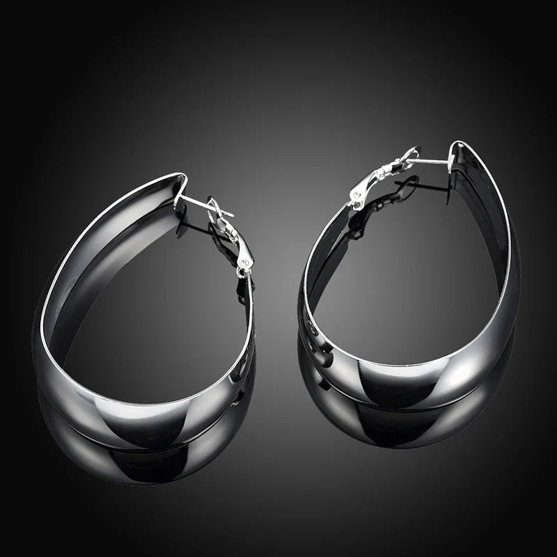 Smooth U-Shaped Hoop Earrings