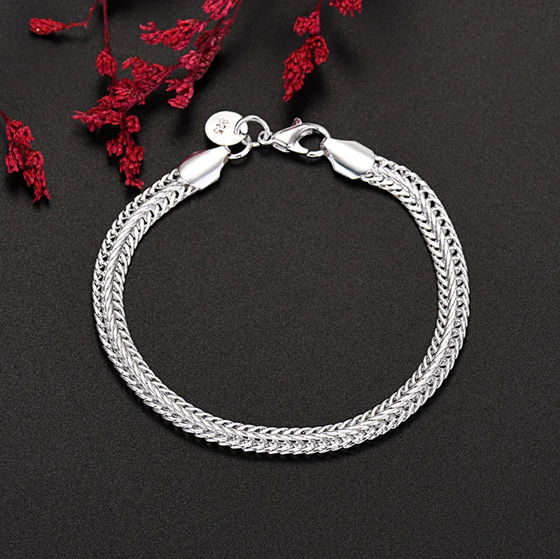 Chain-Link Fashion Bracelet