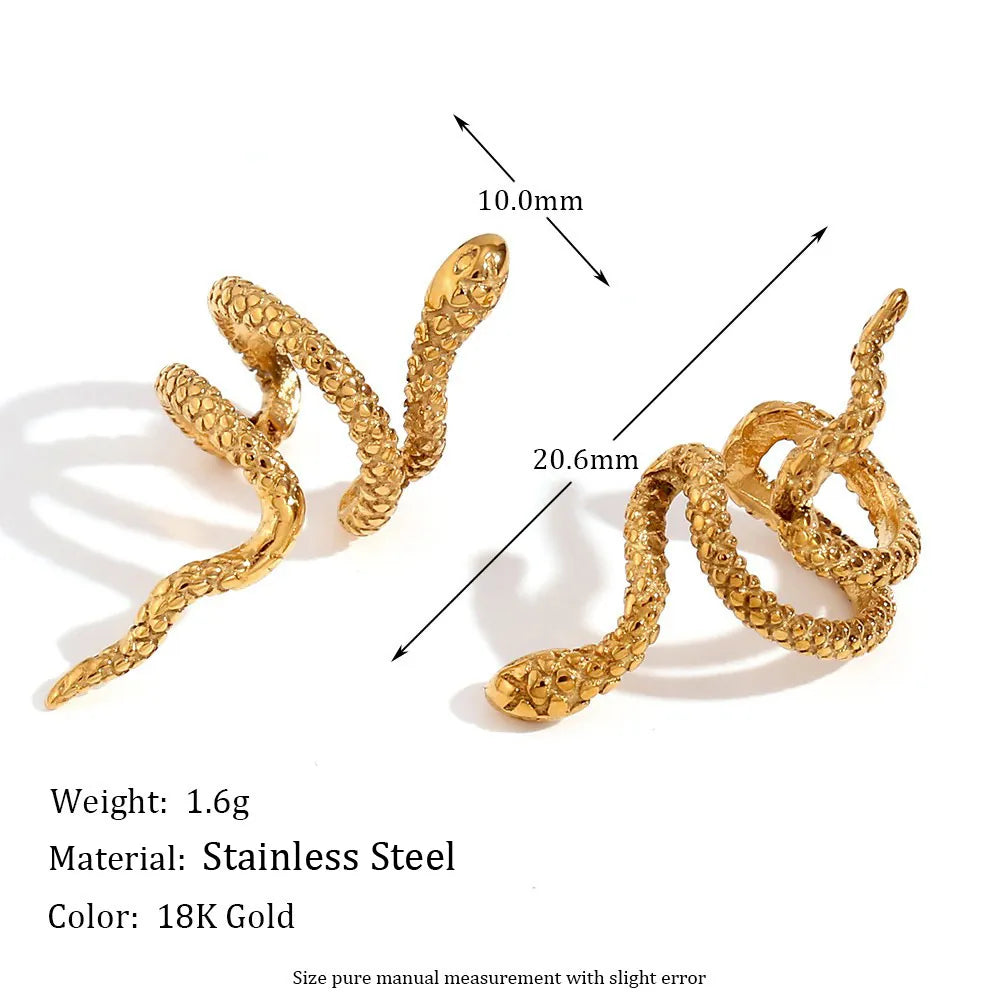Gold-tone mini checkered snake no-piercing ear cuff