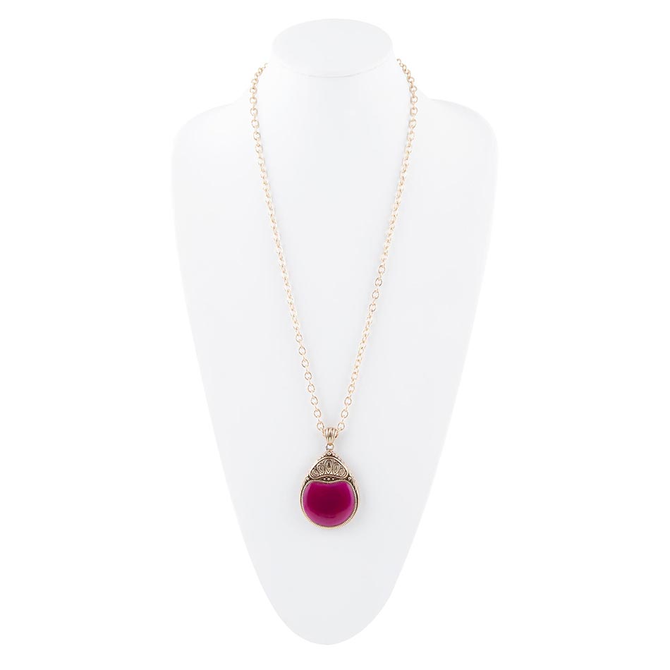 Flamenco Magenta Agate Pendant Necklace