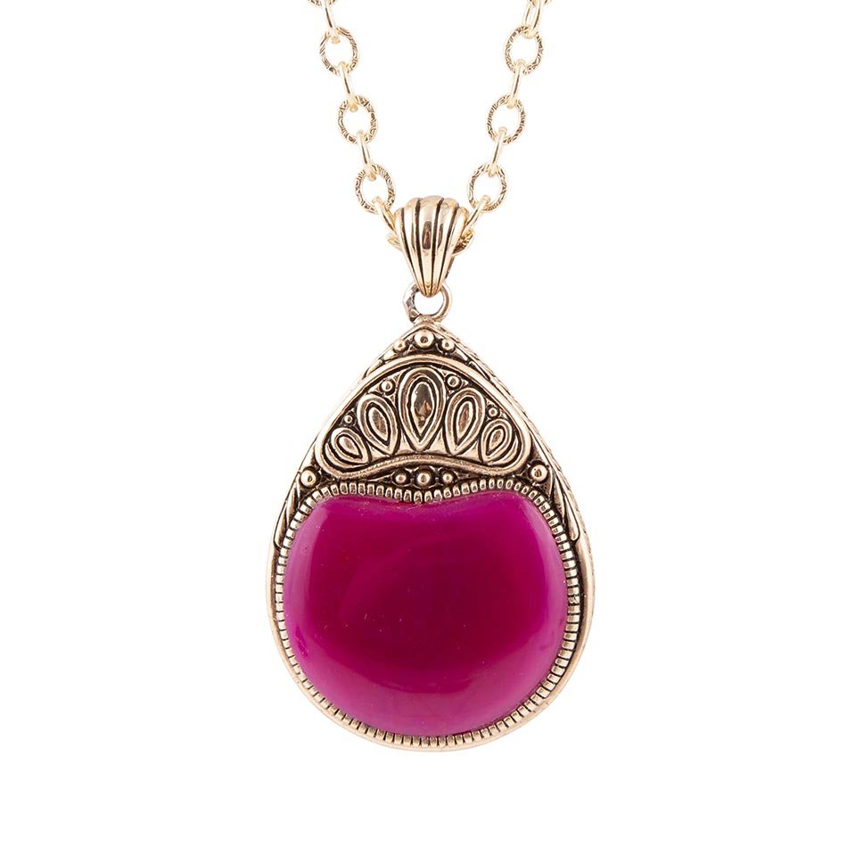 Flamenco Magenta Agate Pendant Necklace